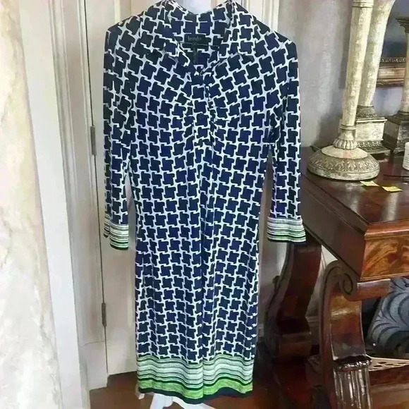 Laundry by Shelli Segal dress Size 4. Exc condition wrinkle free Lightweight - Picture 3 of 11